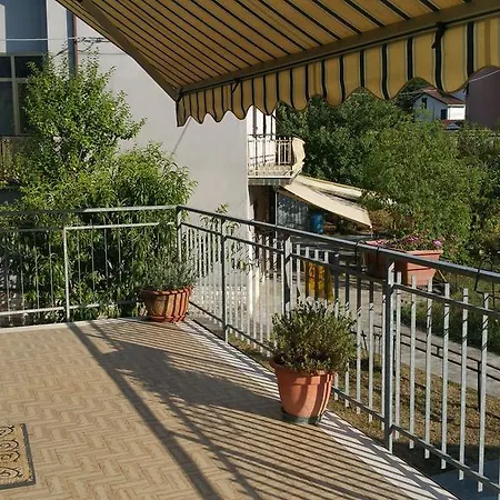 Casa Vacanze Aurelia * Riccο del Golfo di Spezia